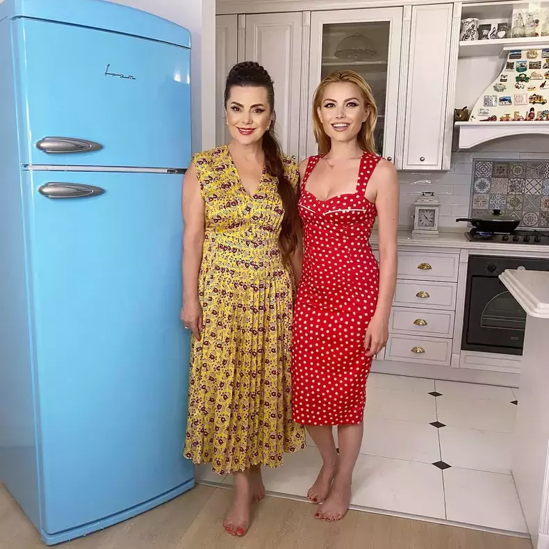 Cum arata apartamentul in care locuieste Elena Gheorghe 9