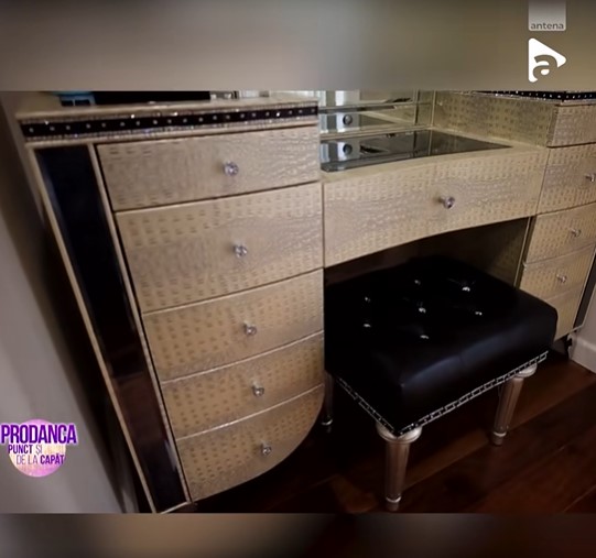 Cum arata casa Anamariei Prodan din Las Vegas 13