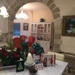 Cum arata casa in care locuiesc Monica Gabor si Mr. Pink in Los Angeles 7