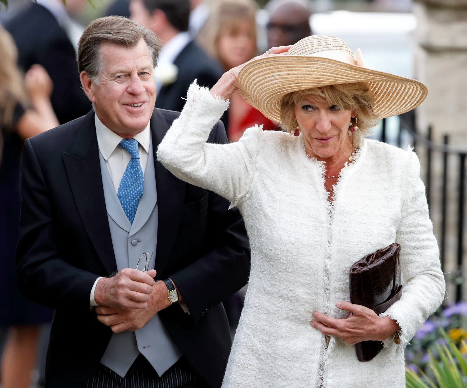 Cum arata si cu ce se ocupa sora Camillei 6