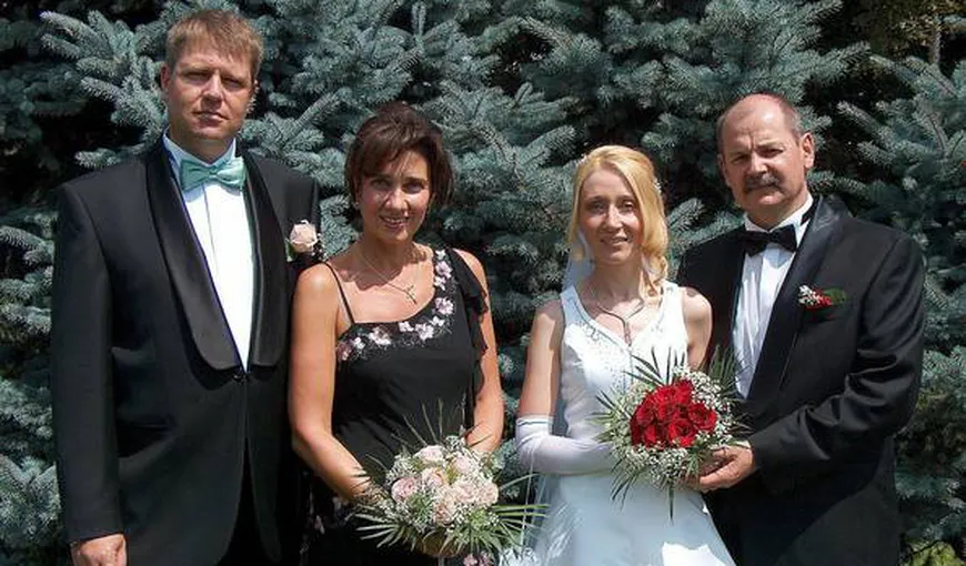 Cum aratau Carmen si Klaus Iohannis in tinerete