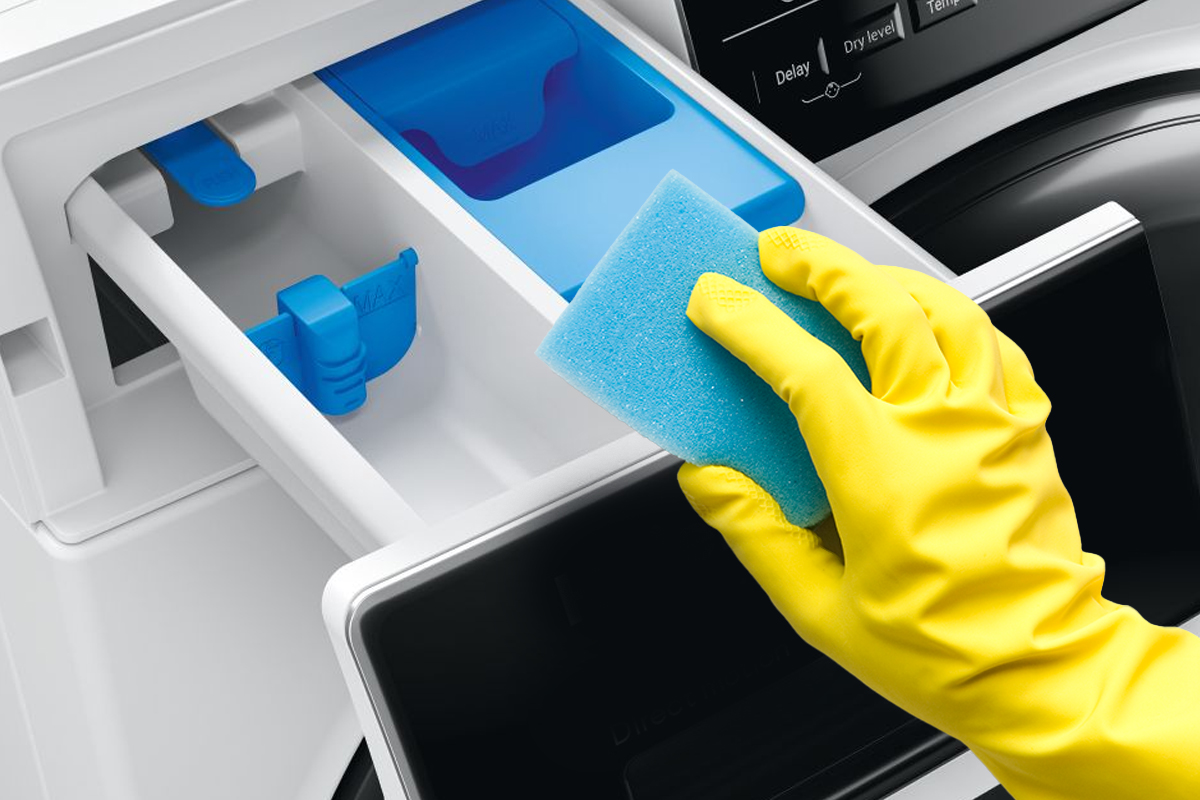 Cum poti sa cureti rapid sertarele masinii de spalat. Trucuri simple si eficiente de mare ajutor