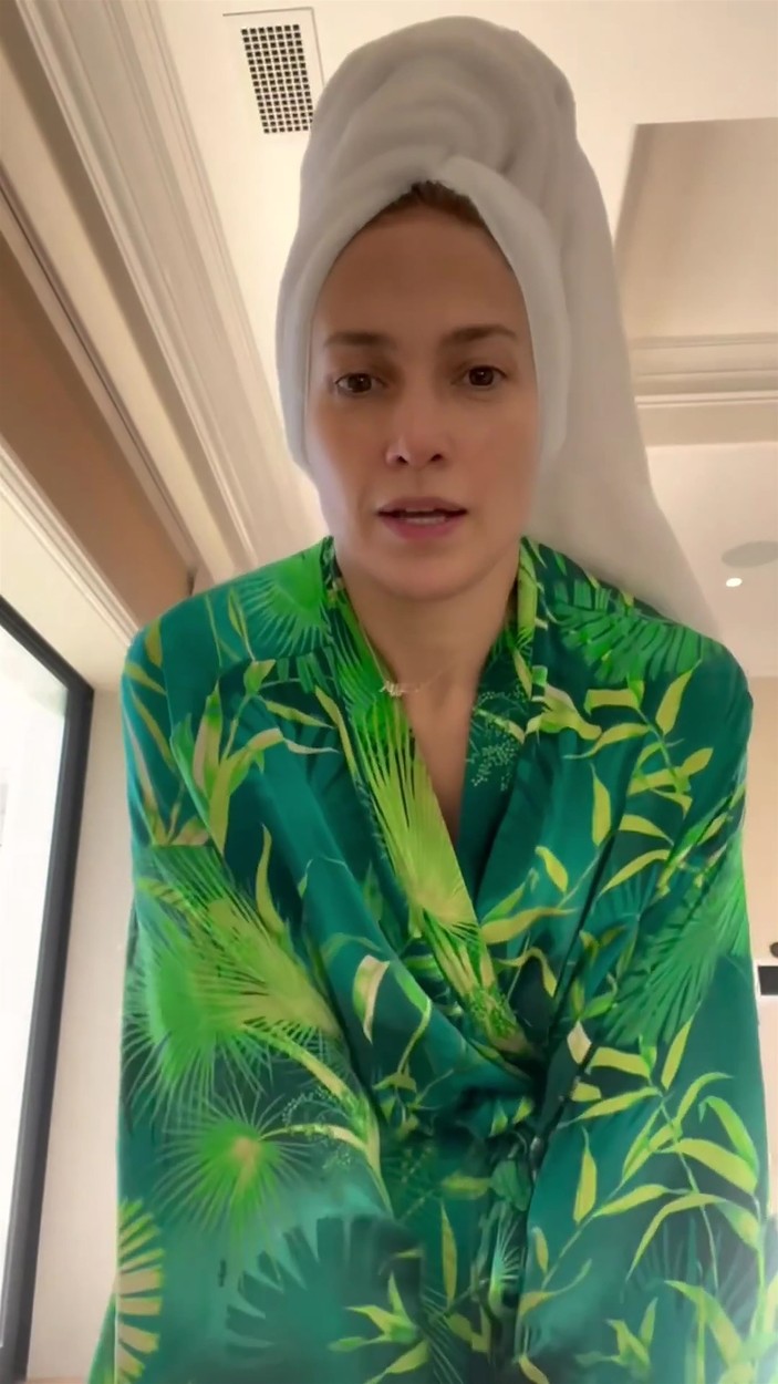 Cum sa te machiezi ca Jennifer Lopez 2