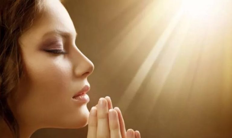 Dragobete 2024. Rugăciunea puternică pe care să o spui azi, așa atragi fericirea și iubirea în viața ta