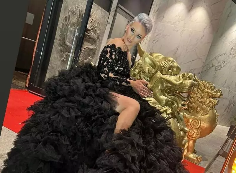 Femeia celebra care se ocupa de inmormantarea Mioarei Roman 1