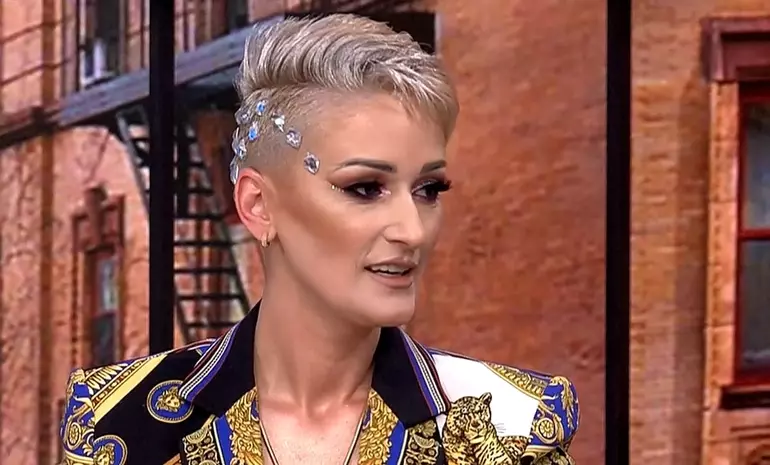 Femeia celebra care se ocupa de inmormantarea Mioarei Roman 7