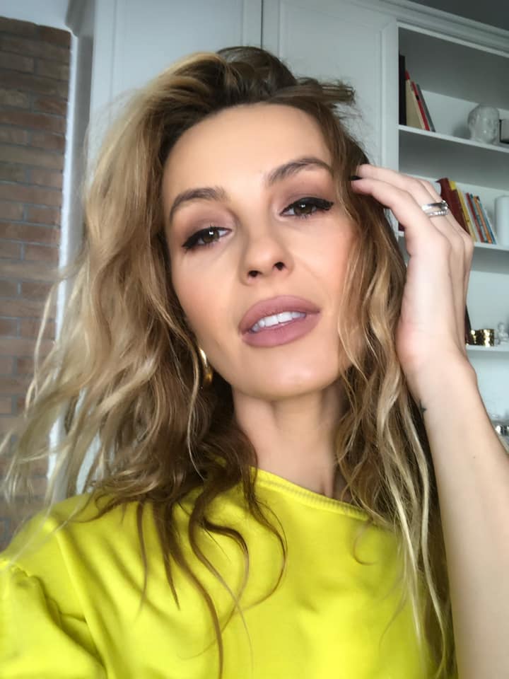 Flavia Mihasan a dat lovitura in Romania 8