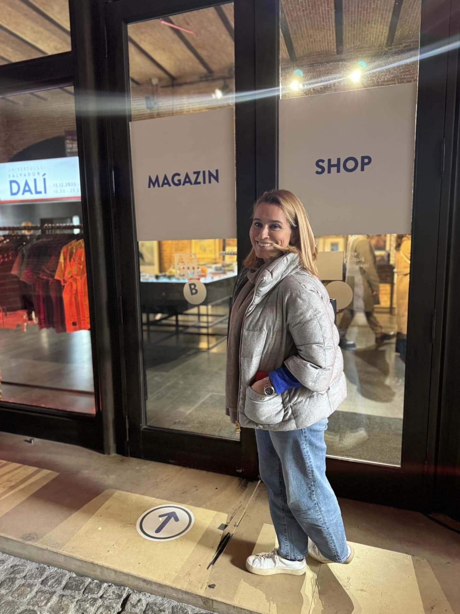 Imagine nestiuta cu Andreea Esca din copilarie 1