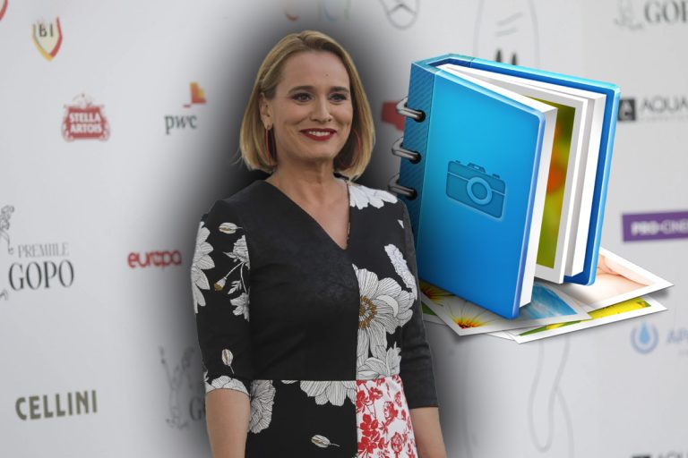 Imagine neștiută cu Andreea Esca din copilărie. Ce spune vedeta Pro TV despre această perioadă: “Tata era puțin mai sever, mama mă răsfăța”