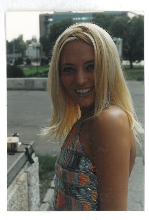 Imagini de colectie cu Delia 9