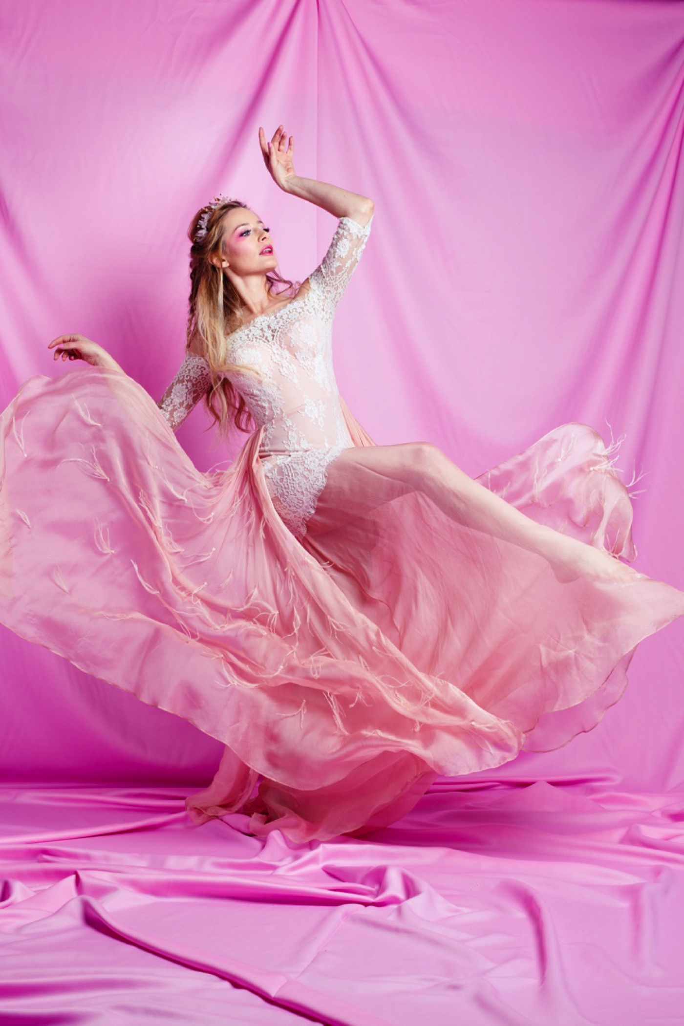 Imagini de colectie cu Laura Cosoi 28