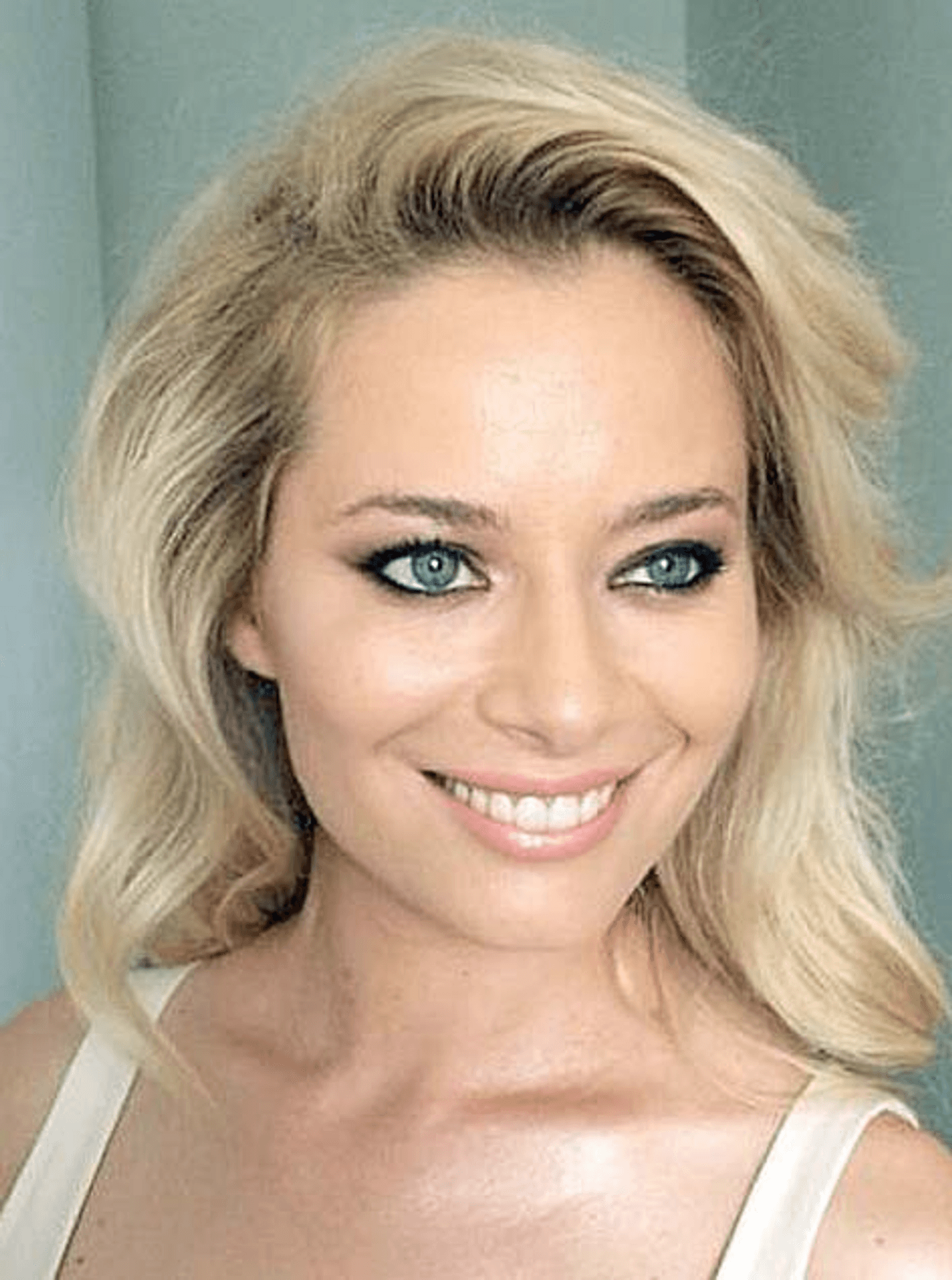 Imagini de colectie cu Laura Cosoi 29