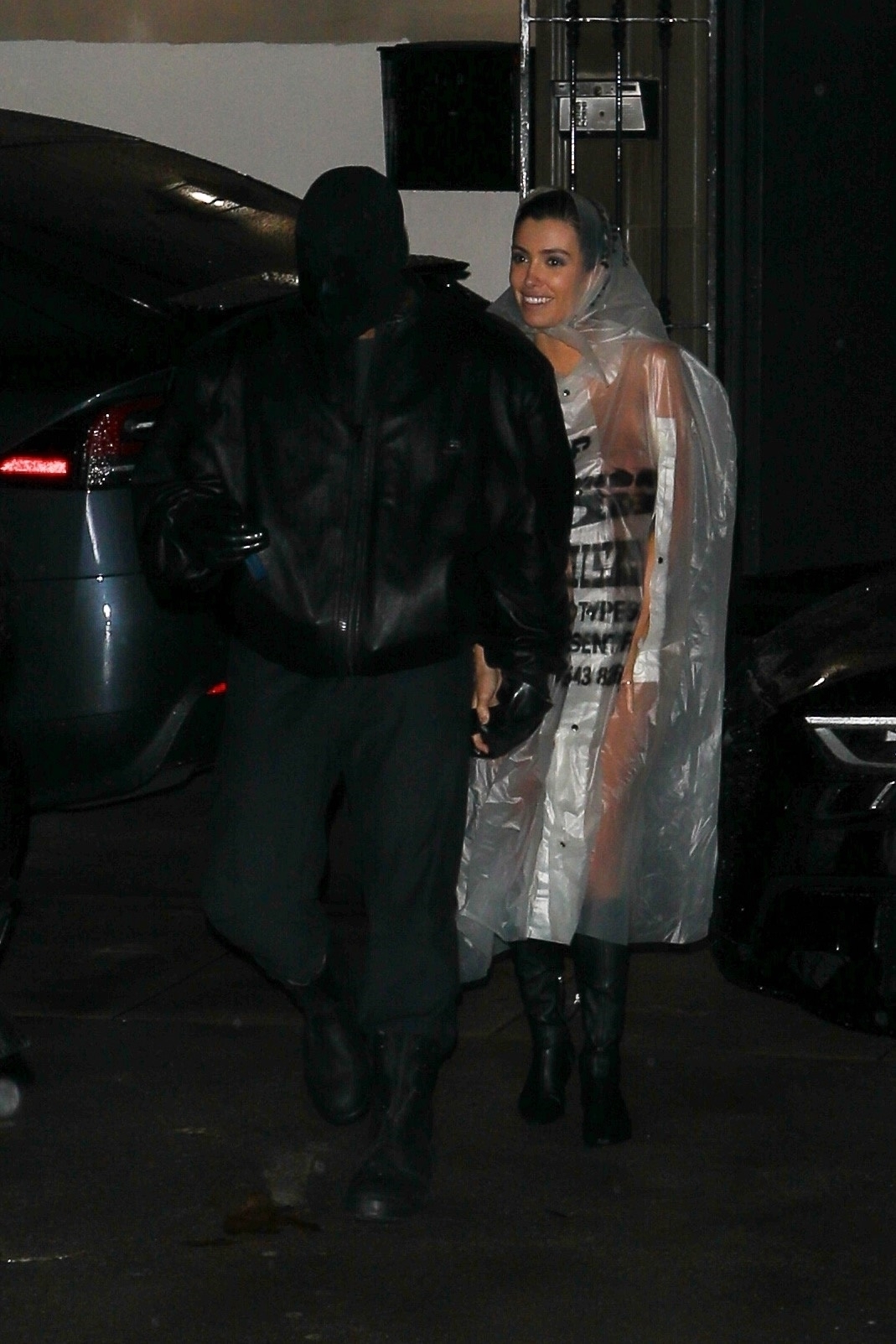 Kanye West si Bianca Censori, aparitie socant 3