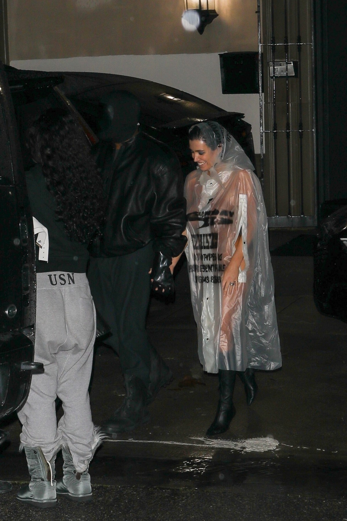 Kanye West si Bianca Censori, aparitie socant 6