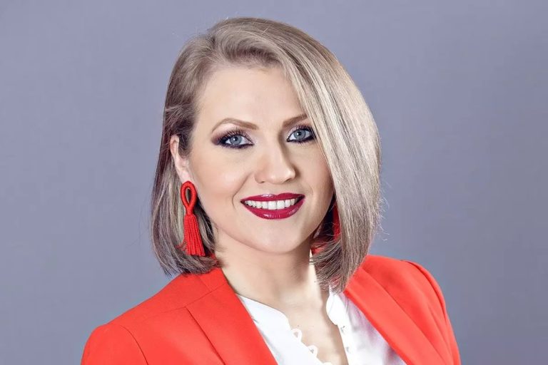 La ce intervenție a apelat Mirela Vaida, la 42 de ani. Prezentatoarea emisiunii Acces Direct și-a dorit ca fanii să afle chiar de la ea: “Trebuie să am grijă”