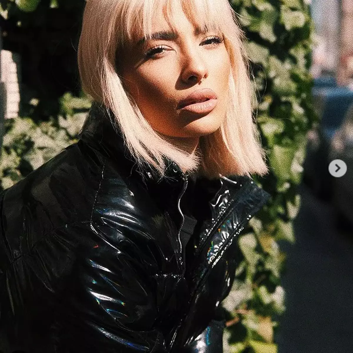 Marea absenta de la inmormantarea Mioarei Roman 1