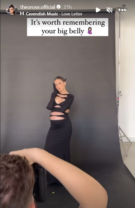 Merita Theo Rose a publicat imagini cu burtica de gravida 4