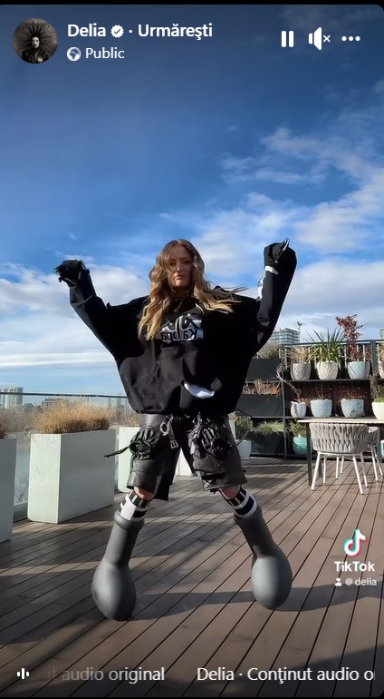 Noile cizme cu care Delia face furori, sunt la mare cautare printre vedetele de la Hollywood 4