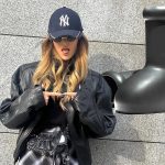 Noile cizme cu care Delia face furori, sunt la mare cautare printre vedetele de la Hollywood