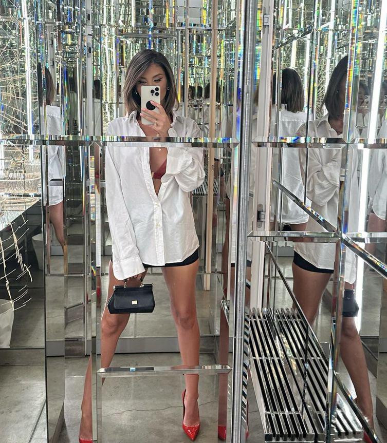 Ramona Olaru, aparitie incendiara in mediul online 3