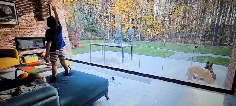 Unde se afla si cum arata casa in care Mirela Vaida locuieste cu sotul si copiii lor 6