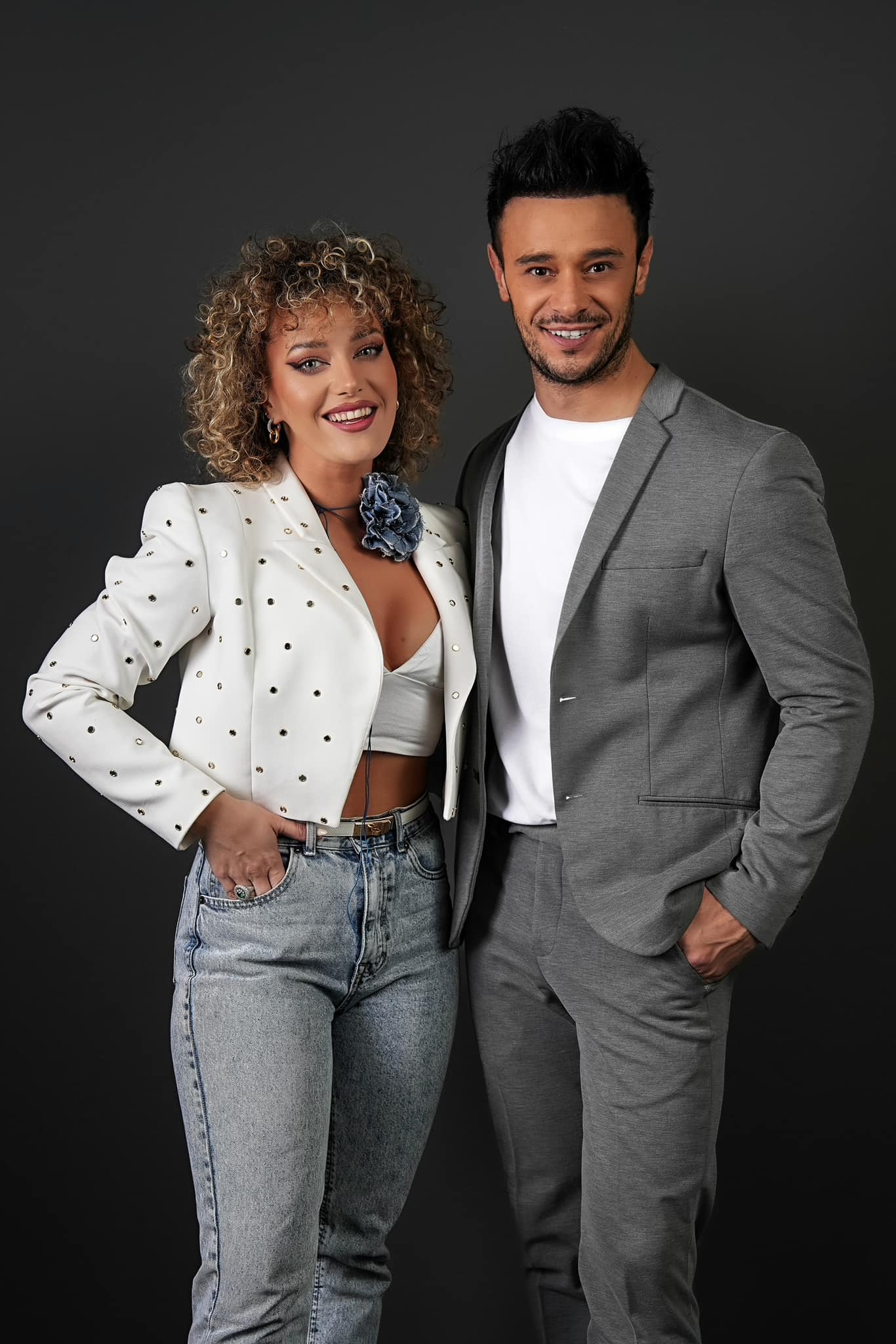 Dima Trofim și-a luat un pat imens pentru a dormi alături de fiica și soția lui.