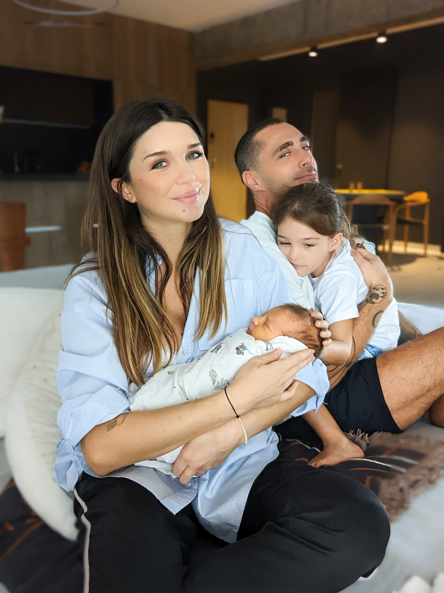 Vladimir Drăghia nu are nicio problemă să rămână singur cu cele două fiice ale sale