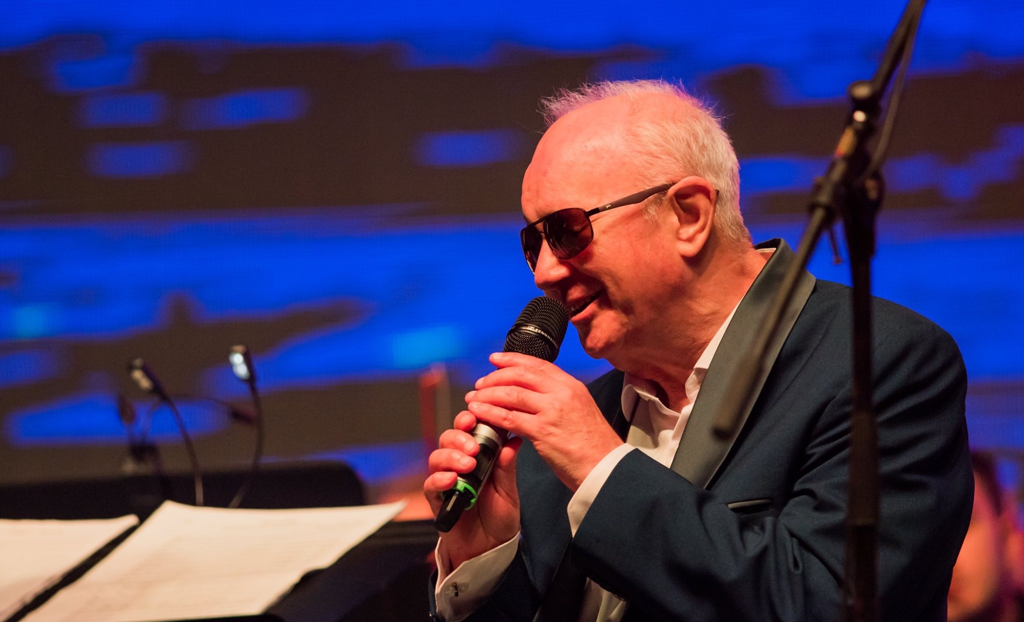 A murit George Nicolescu