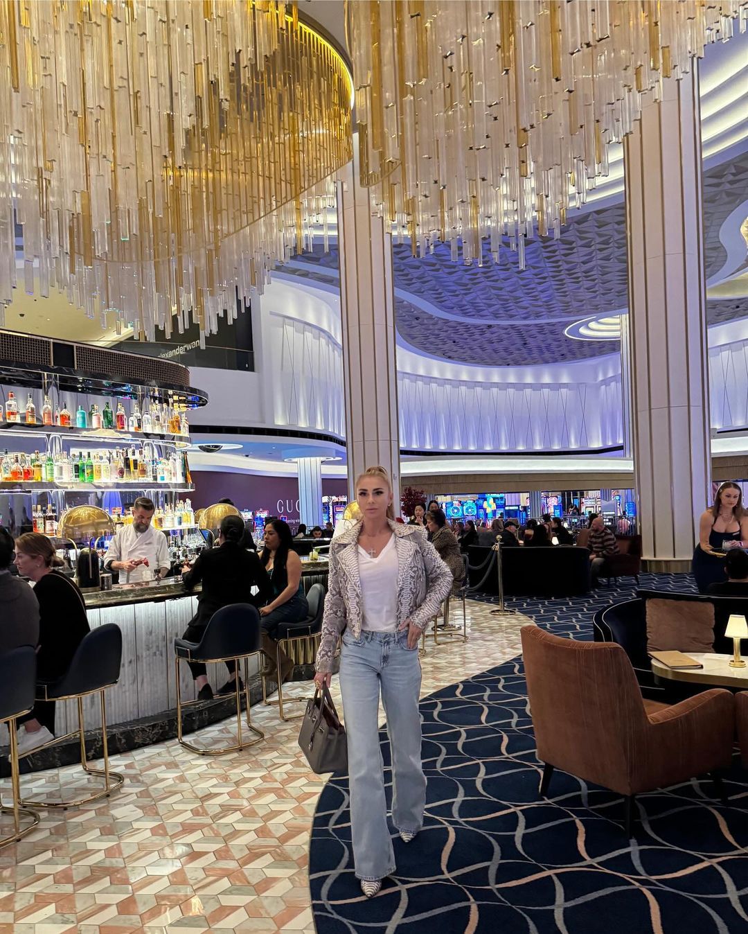 Anamaria Prodan sfideaza varsta din buletin 15