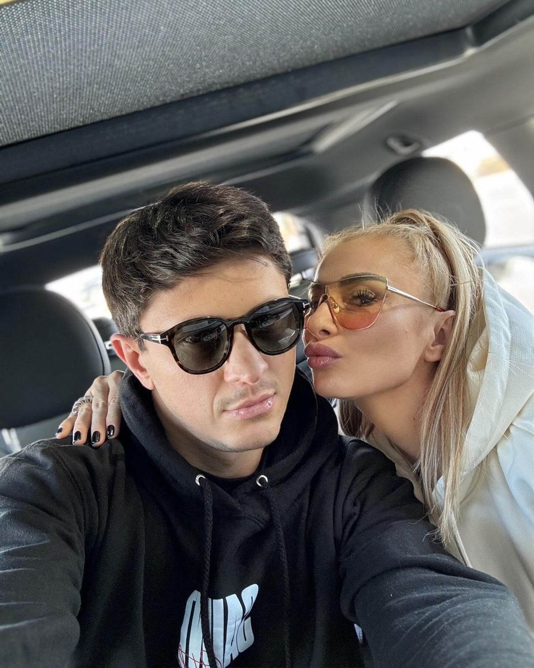 Anamaria Prodan sfideaza varsta din buletin 5