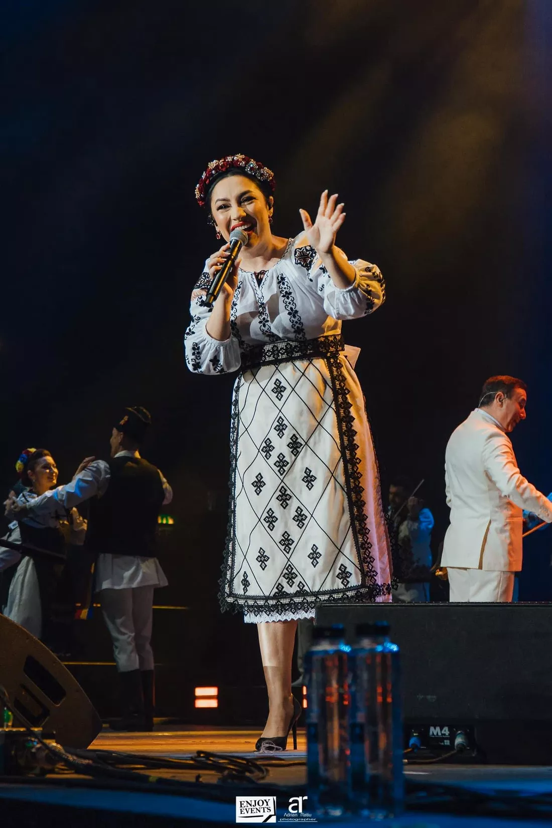 Andra, pazita ca un sef de stat la concert 2