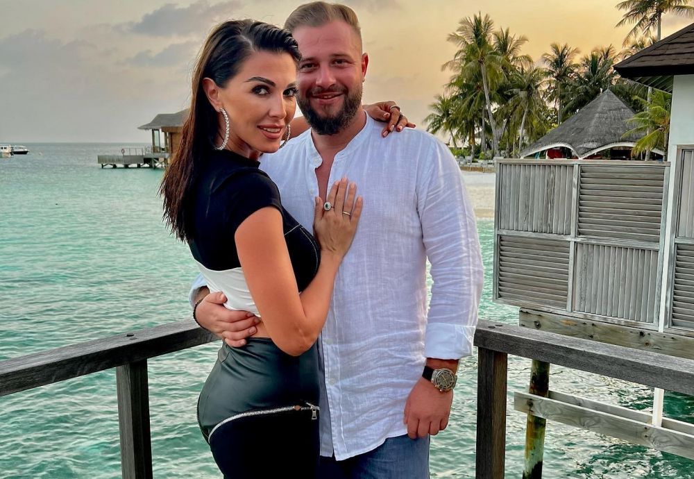 Andrei Neacșu, fostul soț al Ilincăi Vandici, surprins alături de noua iubită 2