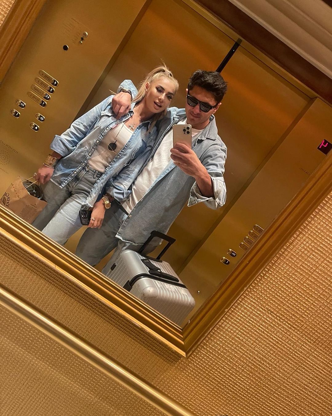 Anuntul prin care Anamaria Prodan i-a luat pe toti prin surprindere 7