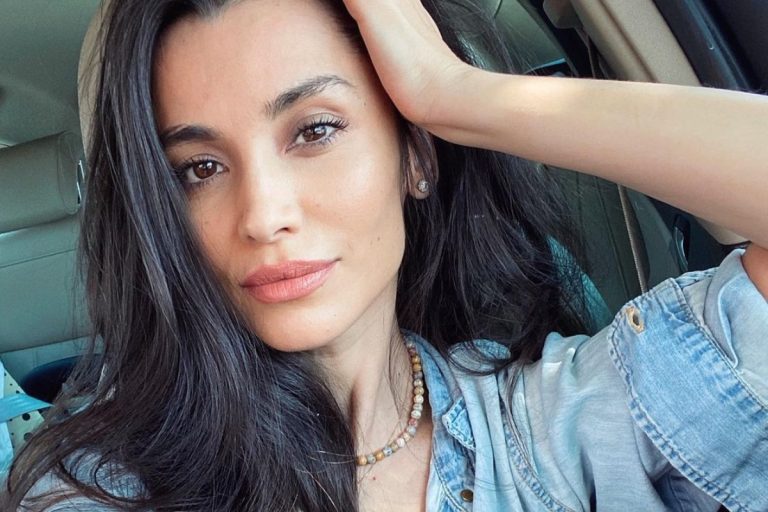 Bărbatul care a fost prima iubire a prezentatoarei Lili Sandu. Cum a început povestea lor: „El era căsătorit”. Imagini de colecție cu cei doi