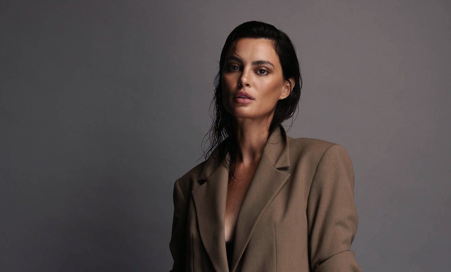 Catrinel Menghia s-a filmat pe patul de spital 5