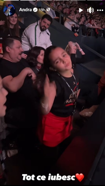 Ce facea Eva Maruta, in timpul concertului Andrei de pe Arena Wembley din Londra 3