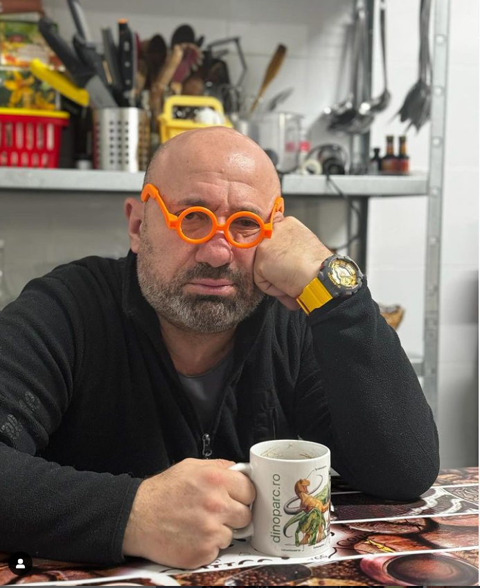 Ce mesaje a primit Cătălin Scărlătescu, după ce noul sezon Chefi la Cuțite a început la Antena 1. Reacția celebrului chef i-a lăsat mască pe toți