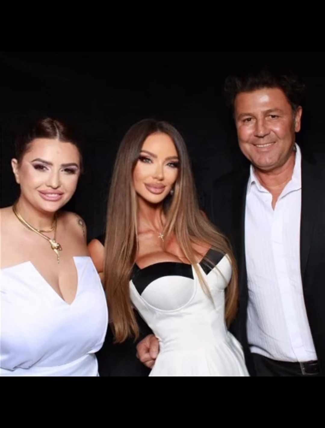 Ce tinute a purtat Bianca Dragusanu la super petrecerea data de ziua ei 10