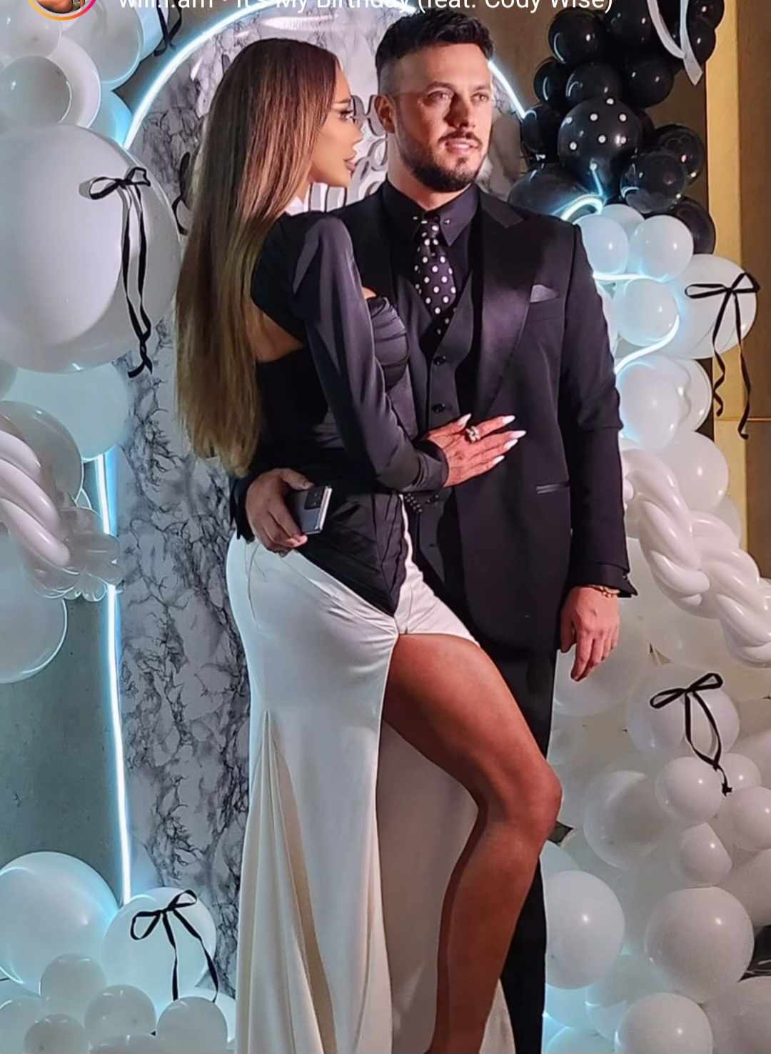 Ce tinute a purtat Bianca Dragusanu la super petrecerea data de ziua ei 6