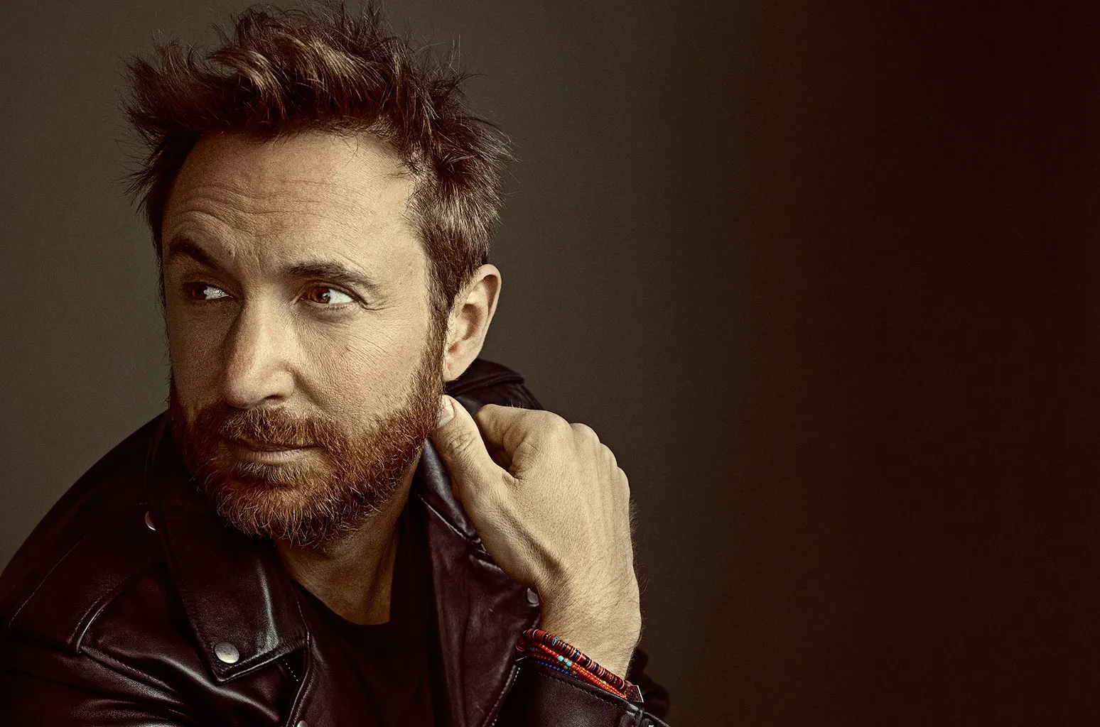 Celebrul cantaret care a devenit tatic la 56 de ani 1