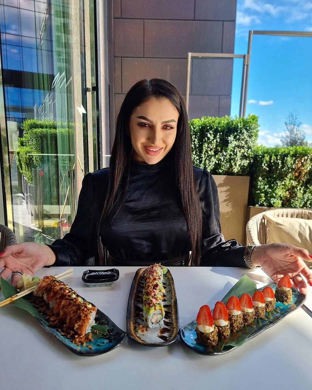 Cu cine a inlocuit-o Pescobar pe Larisa Popa la Taverna Racilor 24