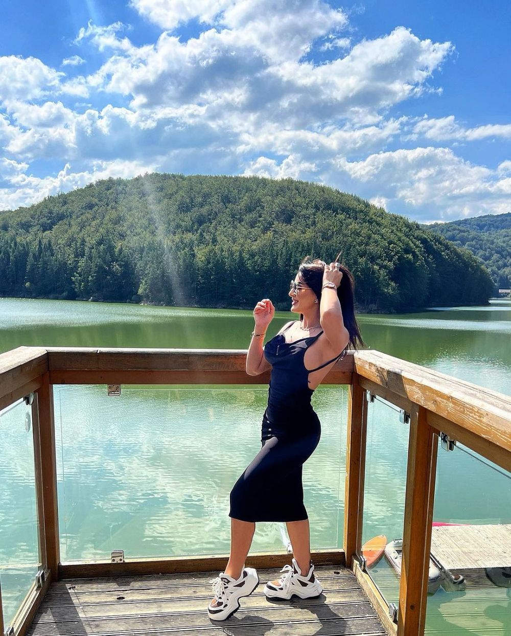 Cu cine a inlocuit-o Pescobar pe Larisa Popa la Taverna Racilor 29