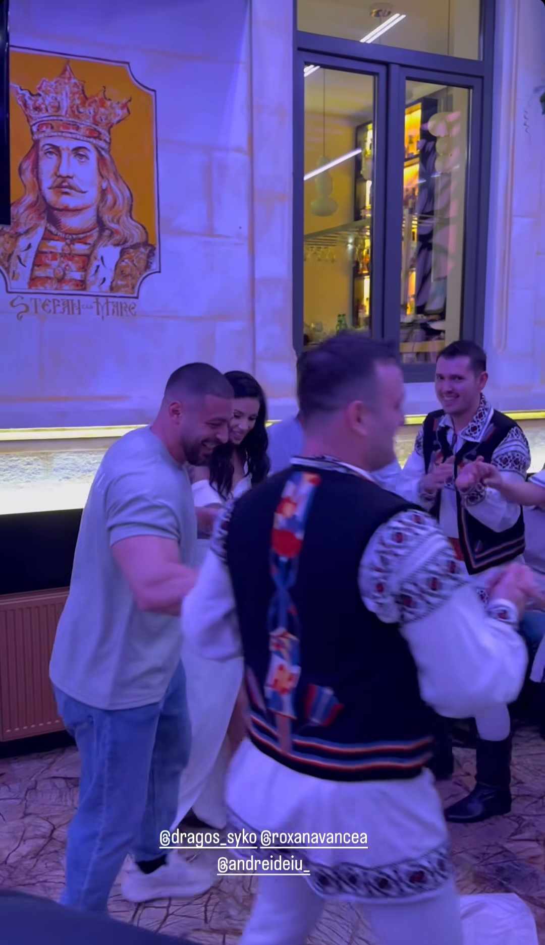 Cum a aparut Dragos Paiu, sotul Roxanei Vancea, la petrecerea lor de nunta 14