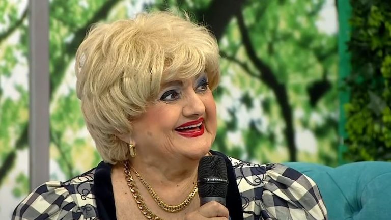 Cum arăta Camelia Mitoșeru în tinerețe. Imagini superbe cu mama lui Mihai Mitoșeru, era de o frumusețe răpitoare, cu forme apetisante