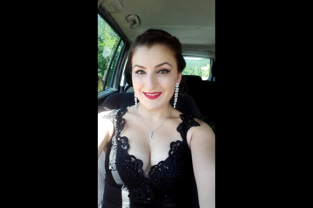 Cum arata Larisa Popa, inainte de operatiile estetice 10