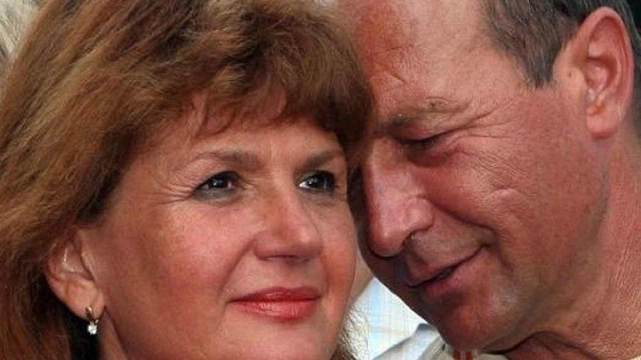 Cum arata Maria Basescu in tinerete 11