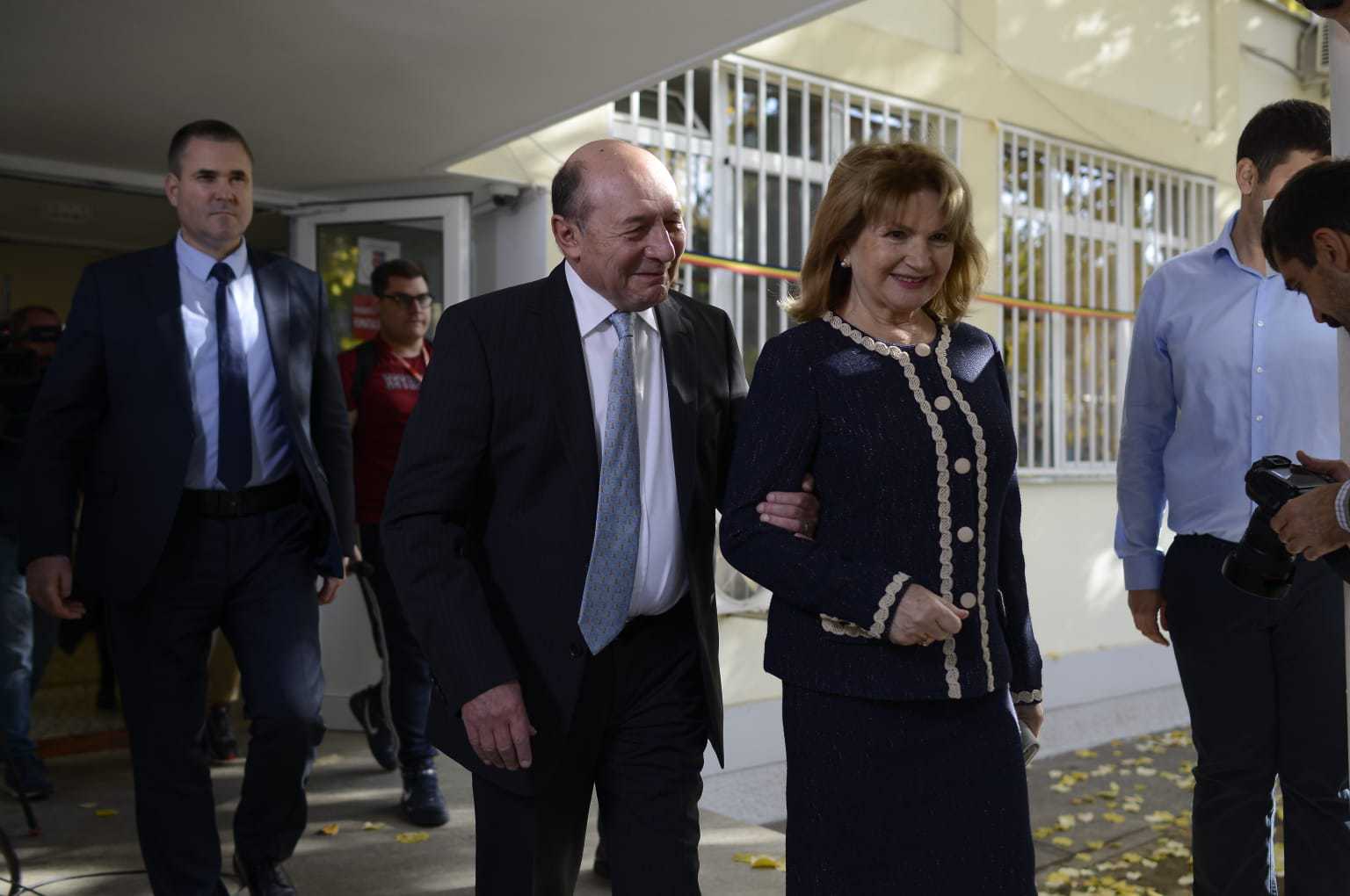 Cum arata Maria Basescu in tinerete 15