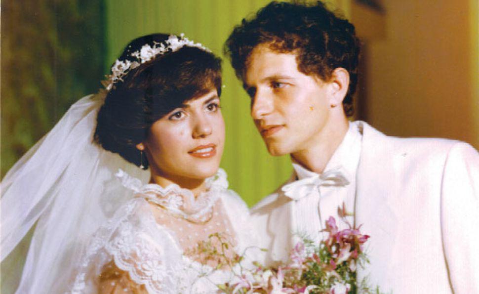 Cum arata Mircea Geoana in tinerete 1