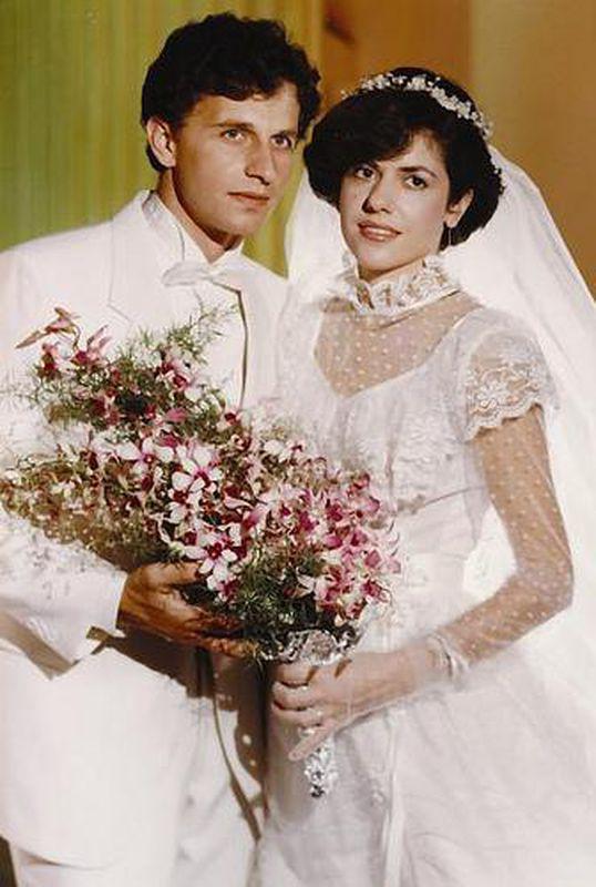 Cum arata Mircea Geoana in tinerete 3