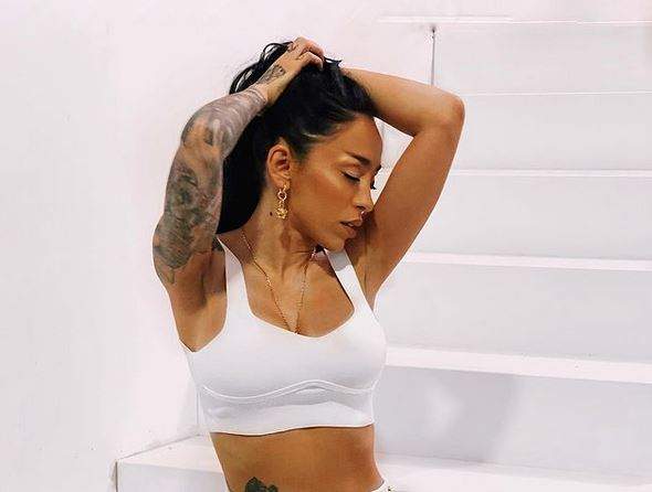 Cum arata Ruby, inainte sa-si faca operatii estetice 1